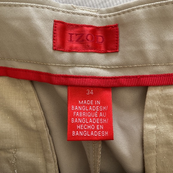 IZOD Mainfloor Short Khaki Shorts - Picture 4 of 4